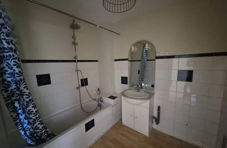 Appartement T3 en résidence sécurisée avec place de parking