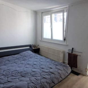 Immeuble Conde Sur L Escaut 7 pièce(s) 85 m2