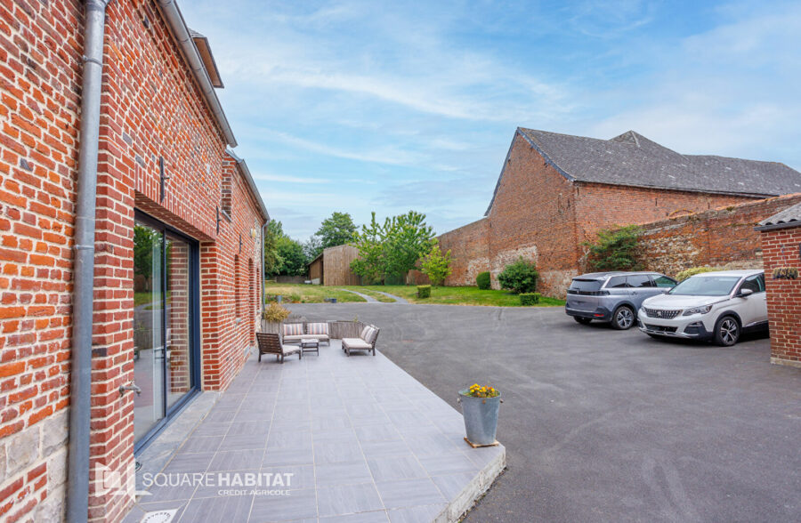 Maison Bermerain 10 pièce(s) 278.3 m2