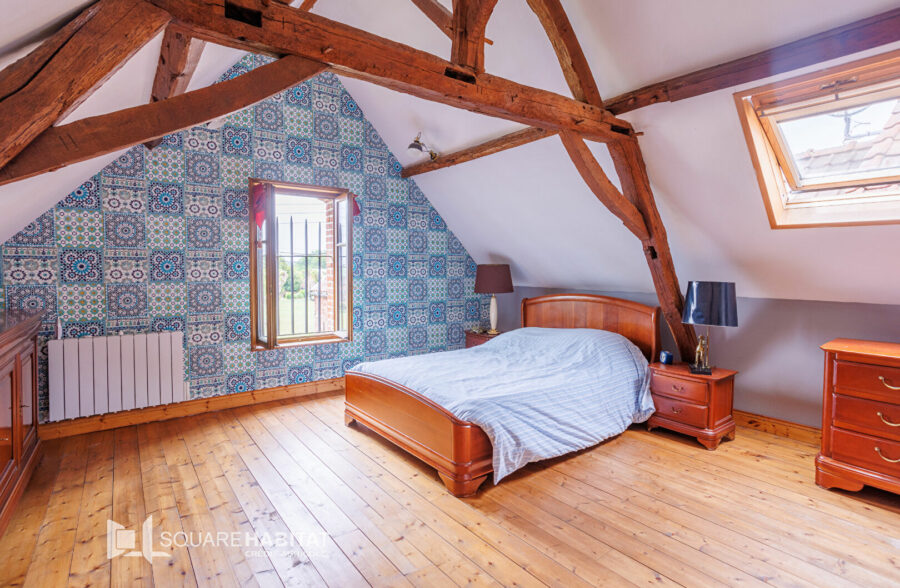 Maison Bermerain 10 pièce(s) 278.3 m2