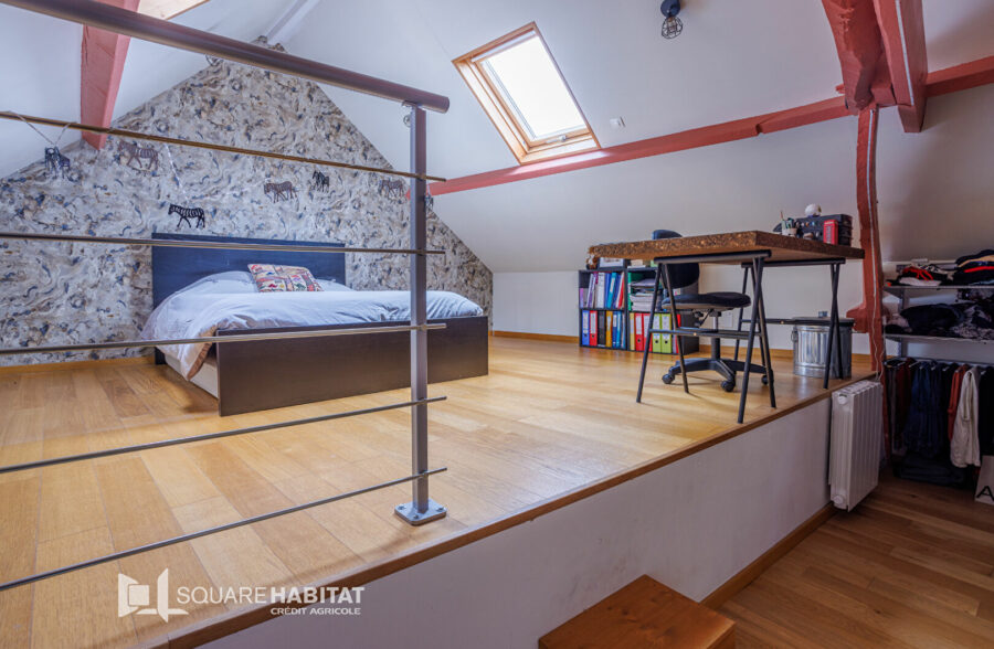 Maison Bermerain 10 pièce(s) 278.3 m2