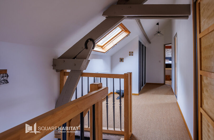 Maison Bermerain 10 pièce(s) 278.3 m2