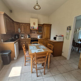 Maison individuelle avec  jardin et verger