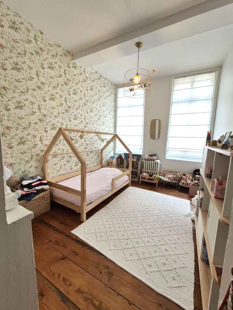 Maison Cambrai 12 pièce(s) 275 m2 &nbsp;Sous compromis&nbsp;