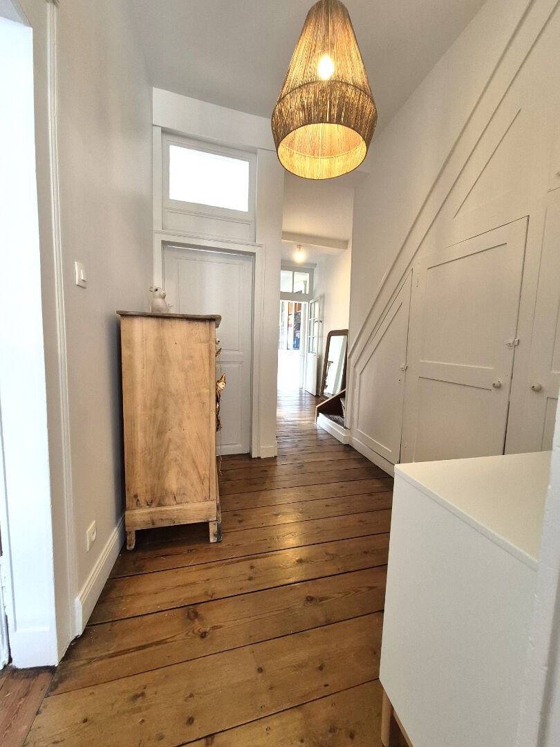 Maison Cambrai 12 pièce(s) 275 m2 &nbsp;Sous compromis&nbsp;