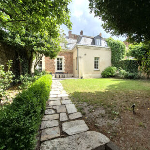 Maison Cambrai 12 pièce(s) 275 m2 &nbsp;Sous compromis&nbsp;