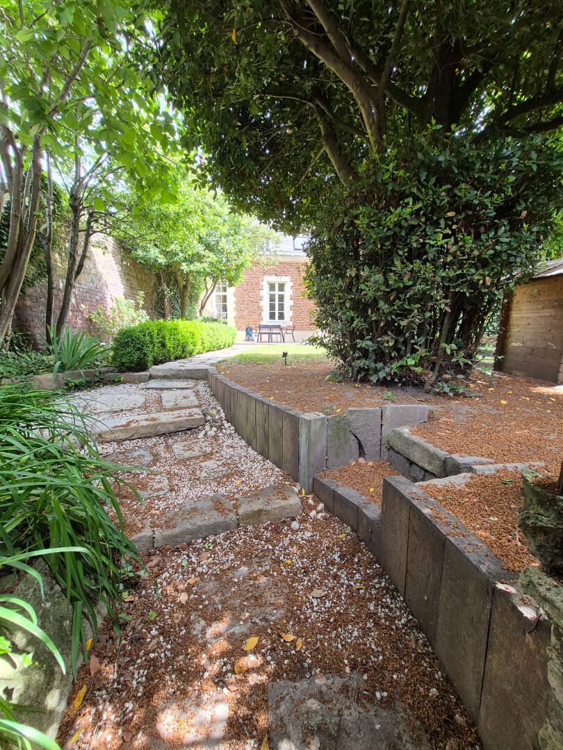 Maison Cambrai 12 pièce(s) 275 m2 &nbsp;Sous compromis&nbsp;