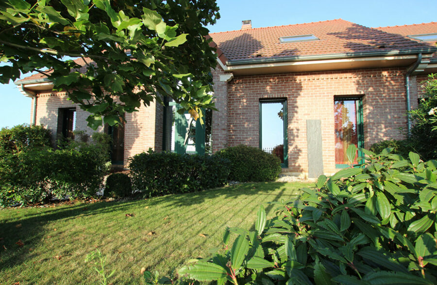 PAVILLON INDIVIDUEL D’EXCEPTION a 15-20 min de CAMBRAI Secteur MARQUION