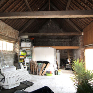 Individuelle semi plain pied 3 chambres bureau et grange