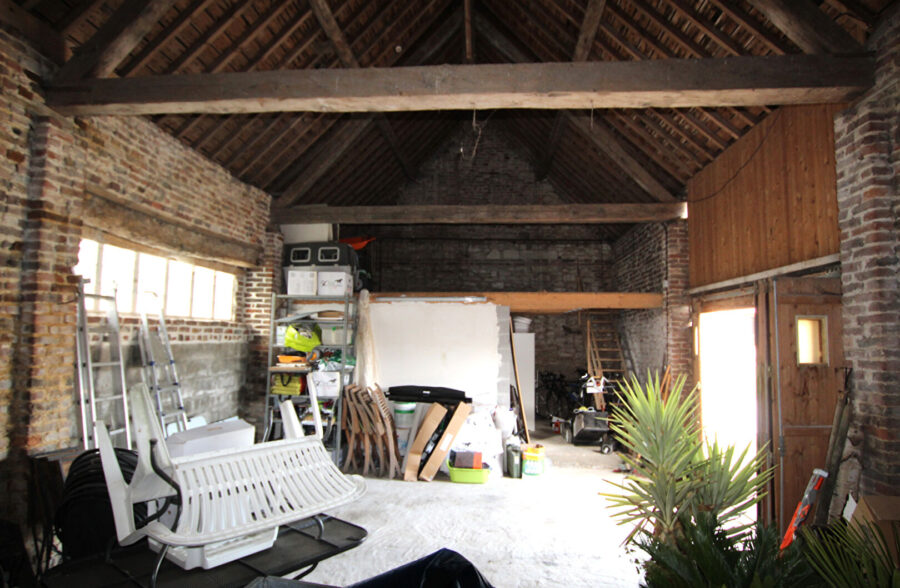 Individuelle semi plain pied 3 chambres bureau et grange