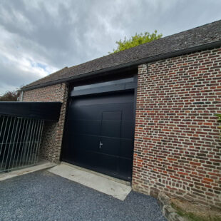 Individuelle semi plain pied 3 chambres bureau et grange