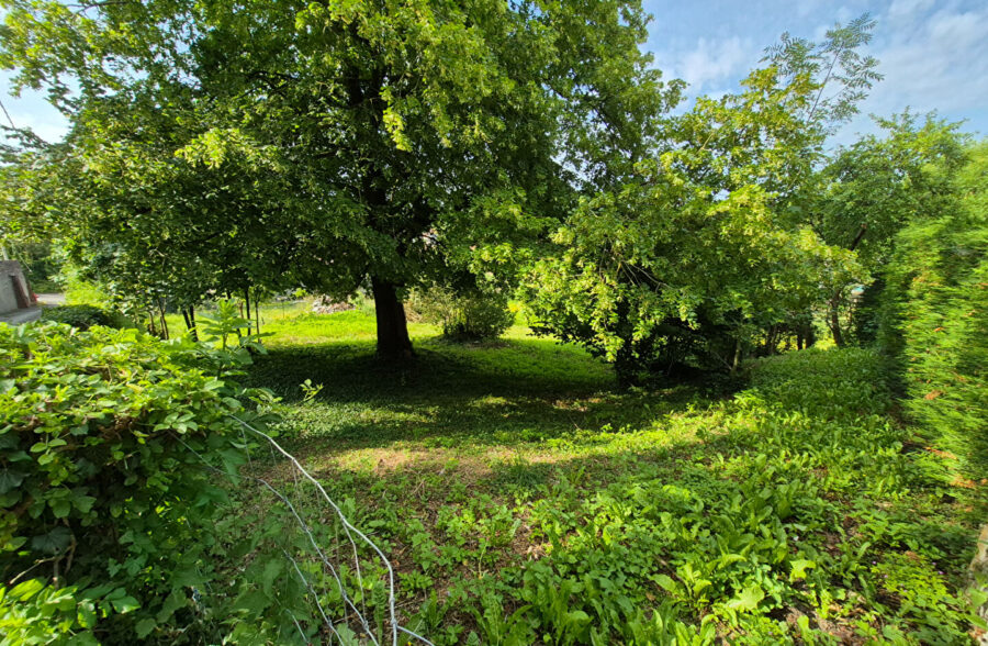 Terrain constructible à Camblain-Chatelain de plus de 800 m2