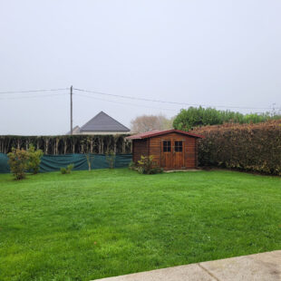 Maison semi mitoyenne de 105m2 à Caëstre