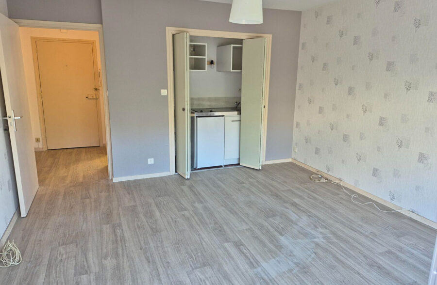 Studio dans le triangle d ‘or !