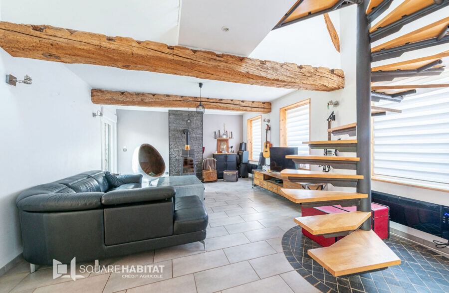 LONGERE SEMI PLAIN PIED DE 148 M²