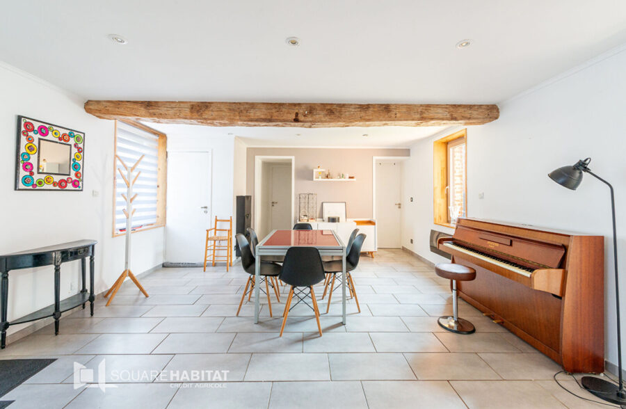 LONGERE SEMI PLAIN PIED DE 148 M²