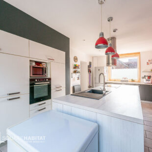 LONGERE SEMI PLAIN PIED DE 148 M²