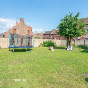 LONGERE SEMI PLAIN PIED DE 148 M²