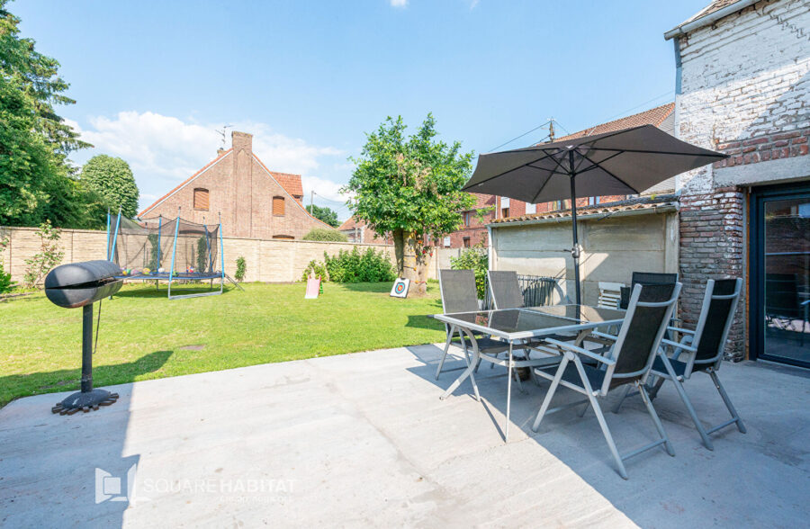 LONGERE SEMI PLAIN PIED DE 148 M²