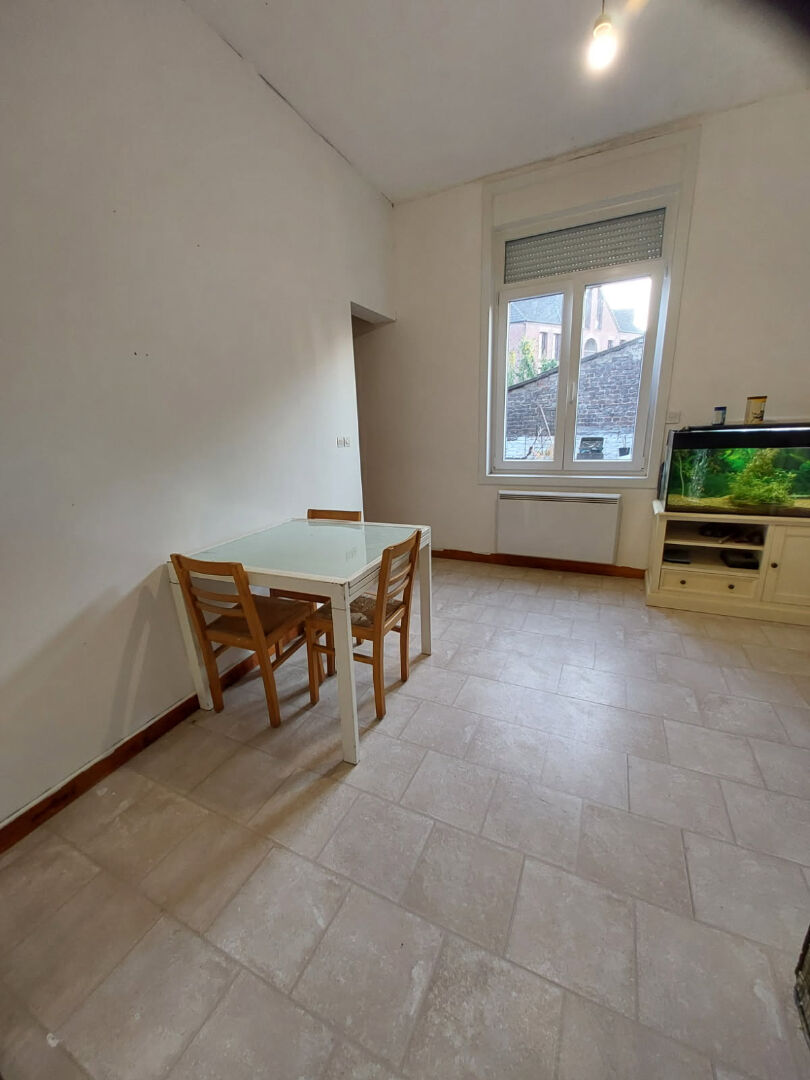 Appartement  60 m² et local  commercial