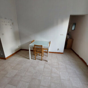 Appartement  60 m² et local  commercial