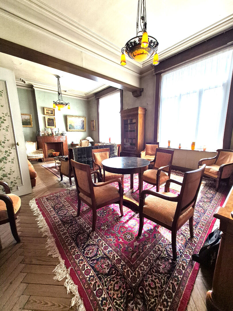 Maison Cambrai 10 pièce(s) 242 m2