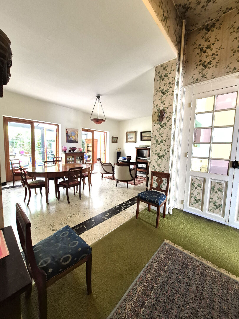 Maison Cambrai 10 pièce(s) 242 m2