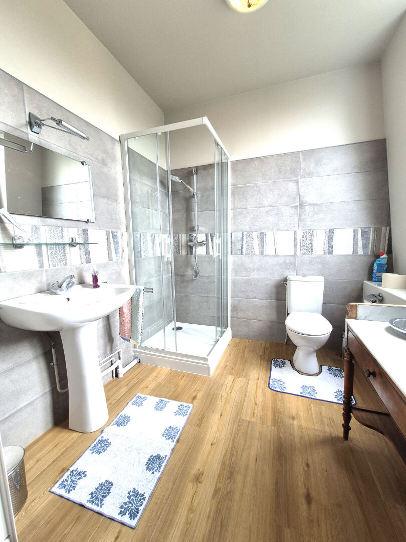 Maison Cambrai 10 pièce(s) 242 m2