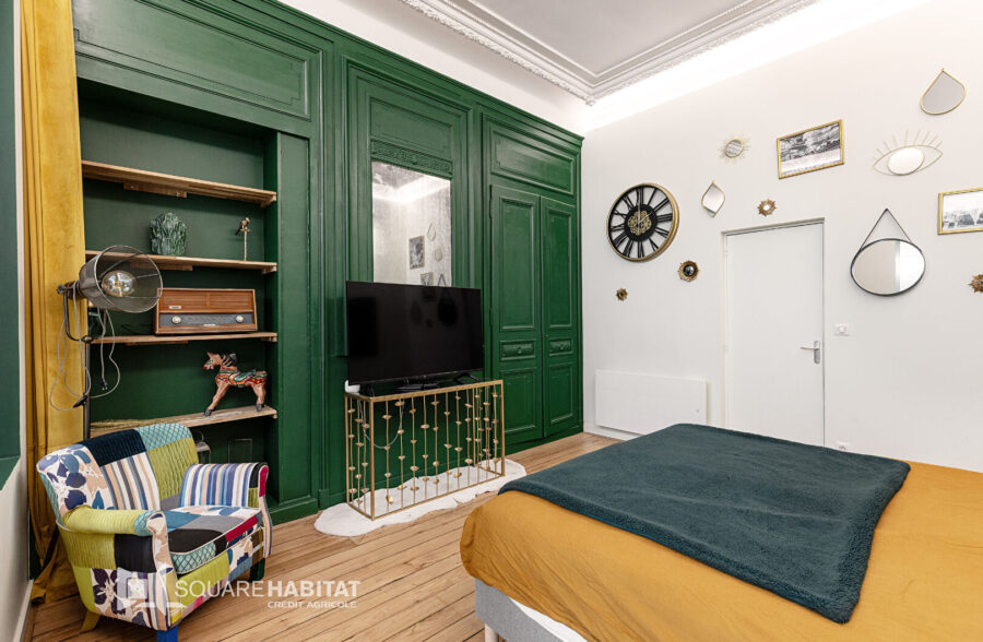 EXCLUSIVITE PLACE SEBASTOPOL : Magnifique appartement de 92m² avec jardin d’environ 100m²