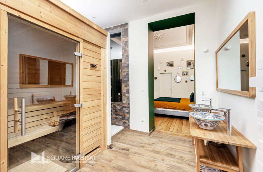 EXCLUSIVITE PLACE SEBASTOPOL : Magnifique appartement de 92m² avec jardin d’environ 100m²