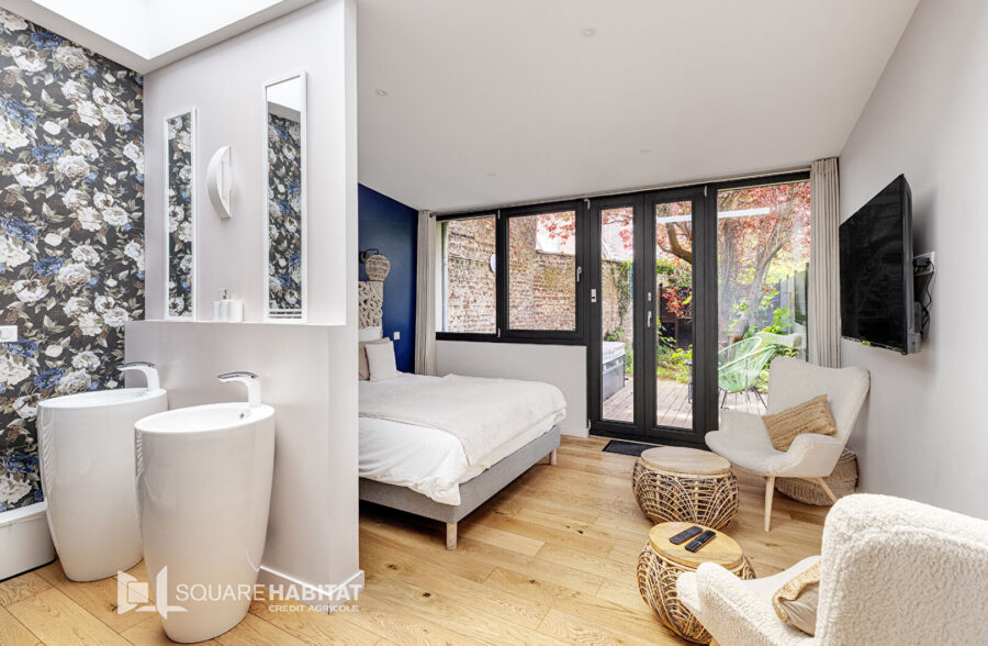 EXCLUSIVITE PLACE SEBASTOPOL : Magnifique appartement de 92m² avec jardin d’environ 100m²