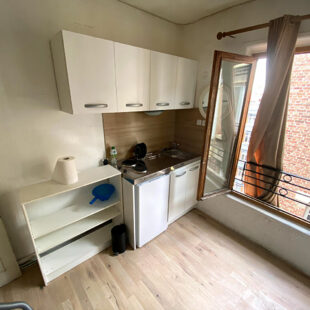 EXCLUSIVITE : 4 CHAMBRES DE BONNE PROCHE GARE