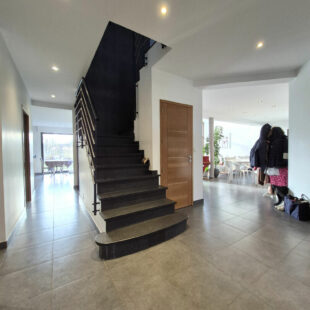 Pavillon secteur prisé 200m²