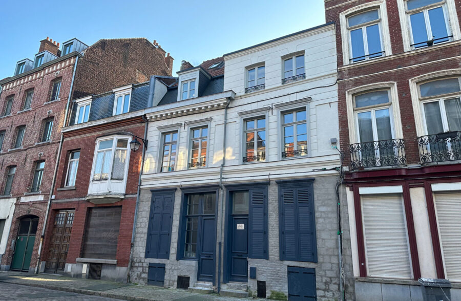 À VENDRE LOTS DE  CAVES SPACIEUSES DANS LE VIEUX-LILLE