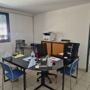 Entrepot avec bureaux proche cambrai