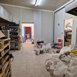 Entrepot avec bureaux proche cambrai