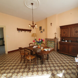 Corps de Ferme , multiples possibilités !