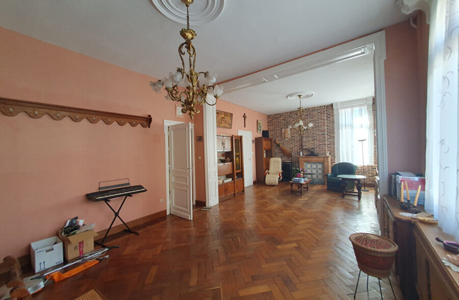 Corps de Ferme , multiples possibilités !