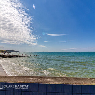 APPARTEMENT FACE MER