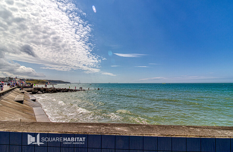 APPARTEMENT FACE MER