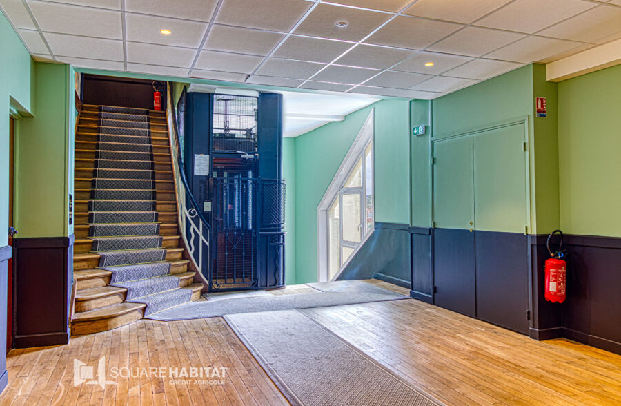 APPARTEMENT FACE MER