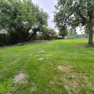 HERGNIES Terrain constructible de 1300m²