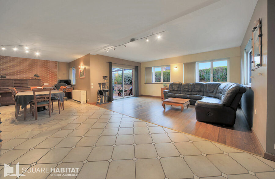 Plain pied individuel 4 chambres, jardin, garages