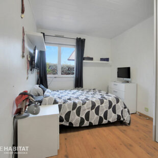 Plain pied individuel 4 chambres, jardin, garages