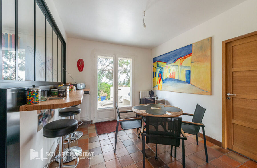 PLAIN PIED DE 160 M² AVEC SOUS SOL COMPLET