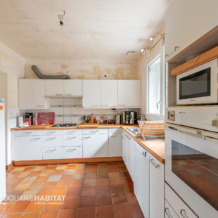 PLAIN PIED DE 160 M² AVEC SOUS SOL COMPLET