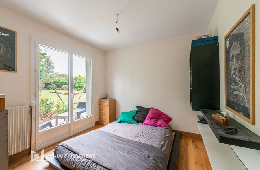 PLAIN PIED DE 160 M² AVEC SOUS SOL COMPLET