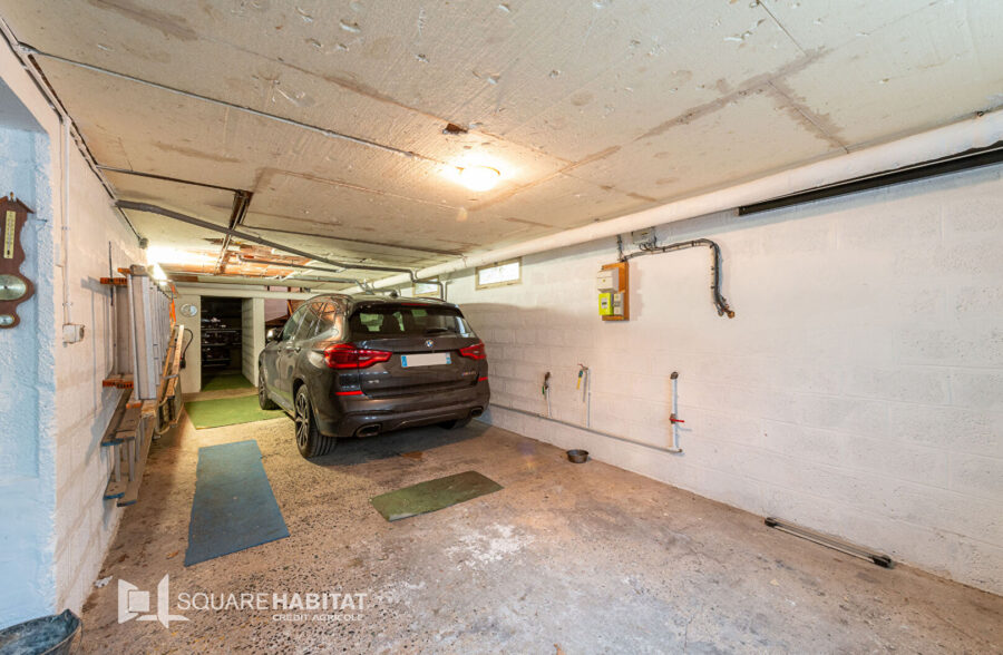 PLAIN PIED DE 160 M² AVEC SOUS SOL COMPLET