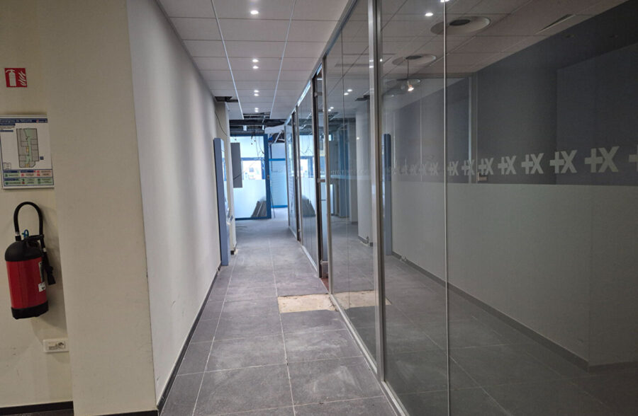 Local commercial Lens 319 m2