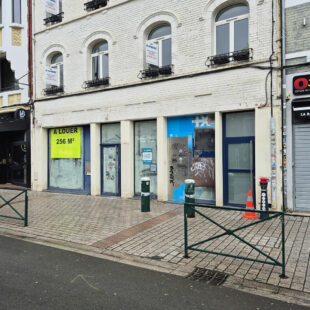 Local commercial Lens 319 m2